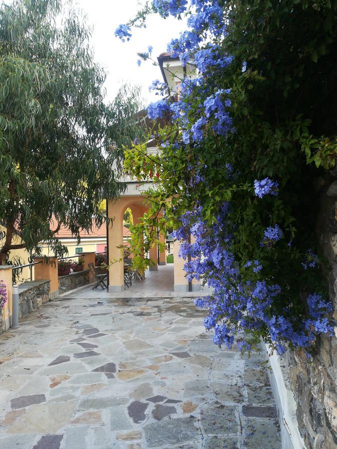 Bed and Breakfast La Campagnetta Alassio Exterior foto